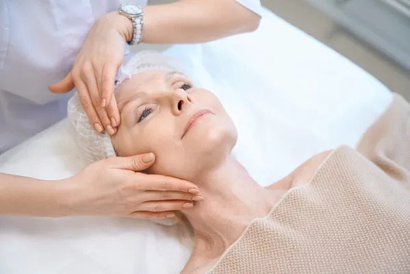 Lifting facial: rejuvenece tu rostro con técnicas innovadoras en NuBody